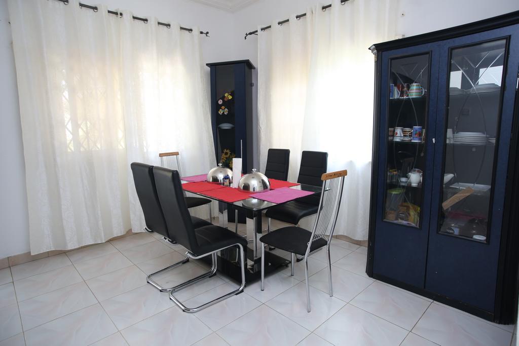 Akmary Guest House Ogbodjo Exterior foto